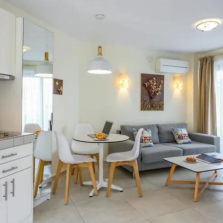 Appartamento Elpiniki Luxury
