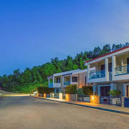 Elpiniki Luxury Apartman *