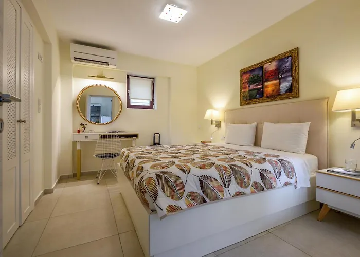 Elpiniki Luxury Nea Poteidaia