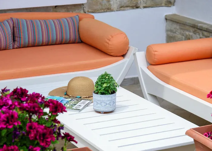 Elpiniki Luxury