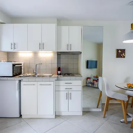 Elpiniki Luxury