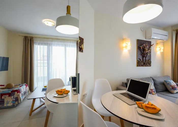 Elpiniki Luxury Nea Poteidaia