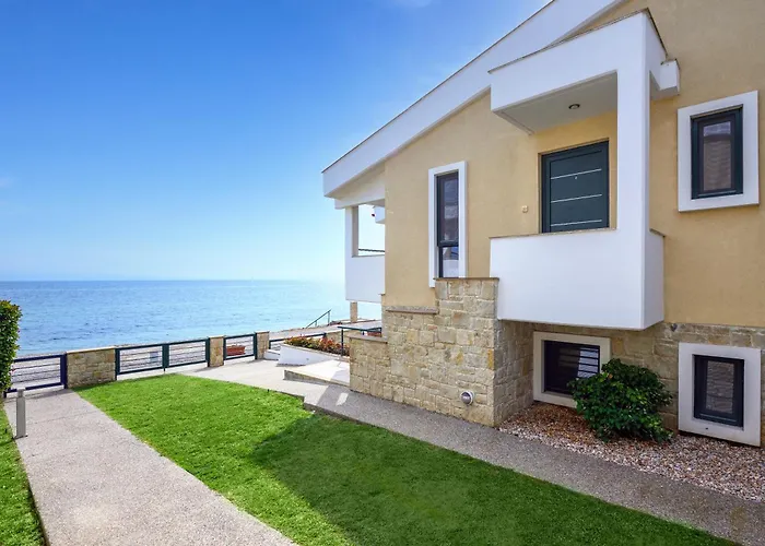 Elpiniki Luxury Apartamento Nea Poteidaia